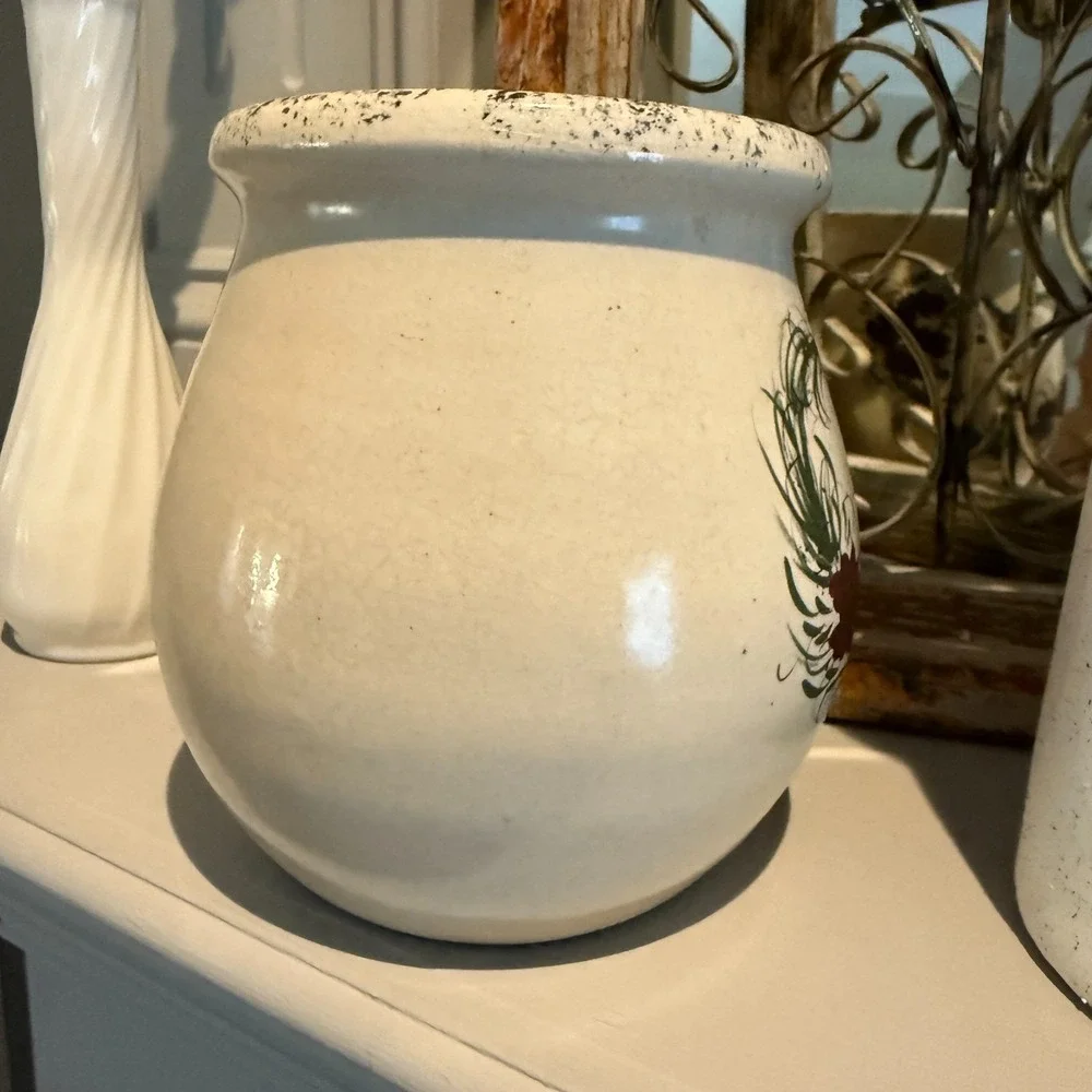 Casey Pottery Marshall Texas Hand Painted Heart Floral Crock Stoneware‎ 27/999